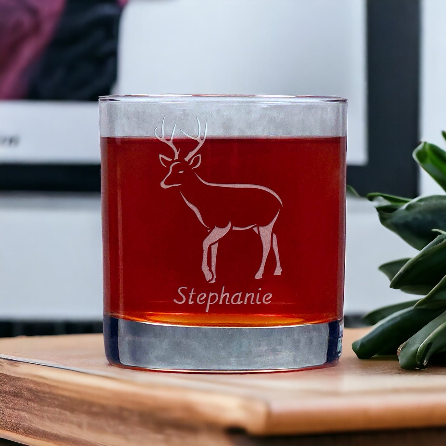 Personalized Deer Whisky Glass - Design 7 - Copyright Hues in Glass