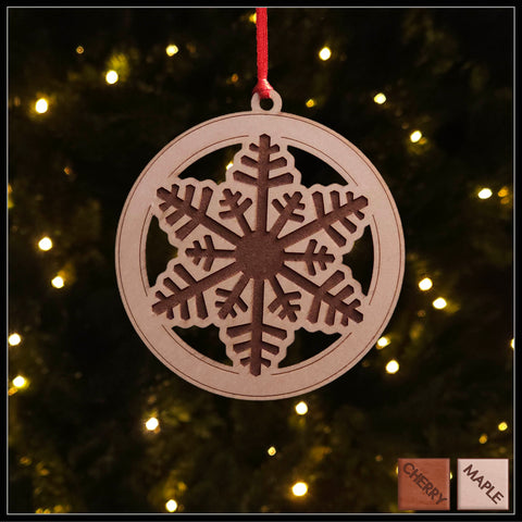 Maple - Snowflake Christmas tree ornament - Holiday Decor - Copyright Hues in Glass