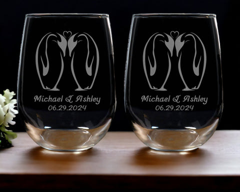 Kissing Penguins 17oz Stemless Wine Glass - Bride and Groom - Gift for Happy Couple - Set of 2 Newlywed Personalized Glasses