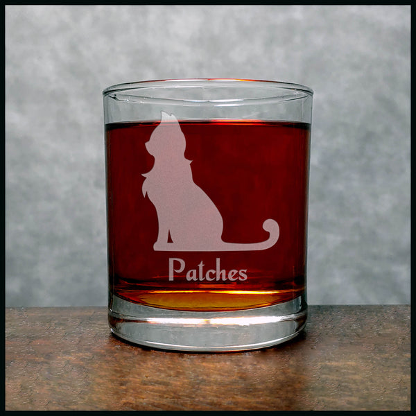 Personalized Sitting Cat Personalized Whisky Glass - Design 3 - Copyright Hues in Glass