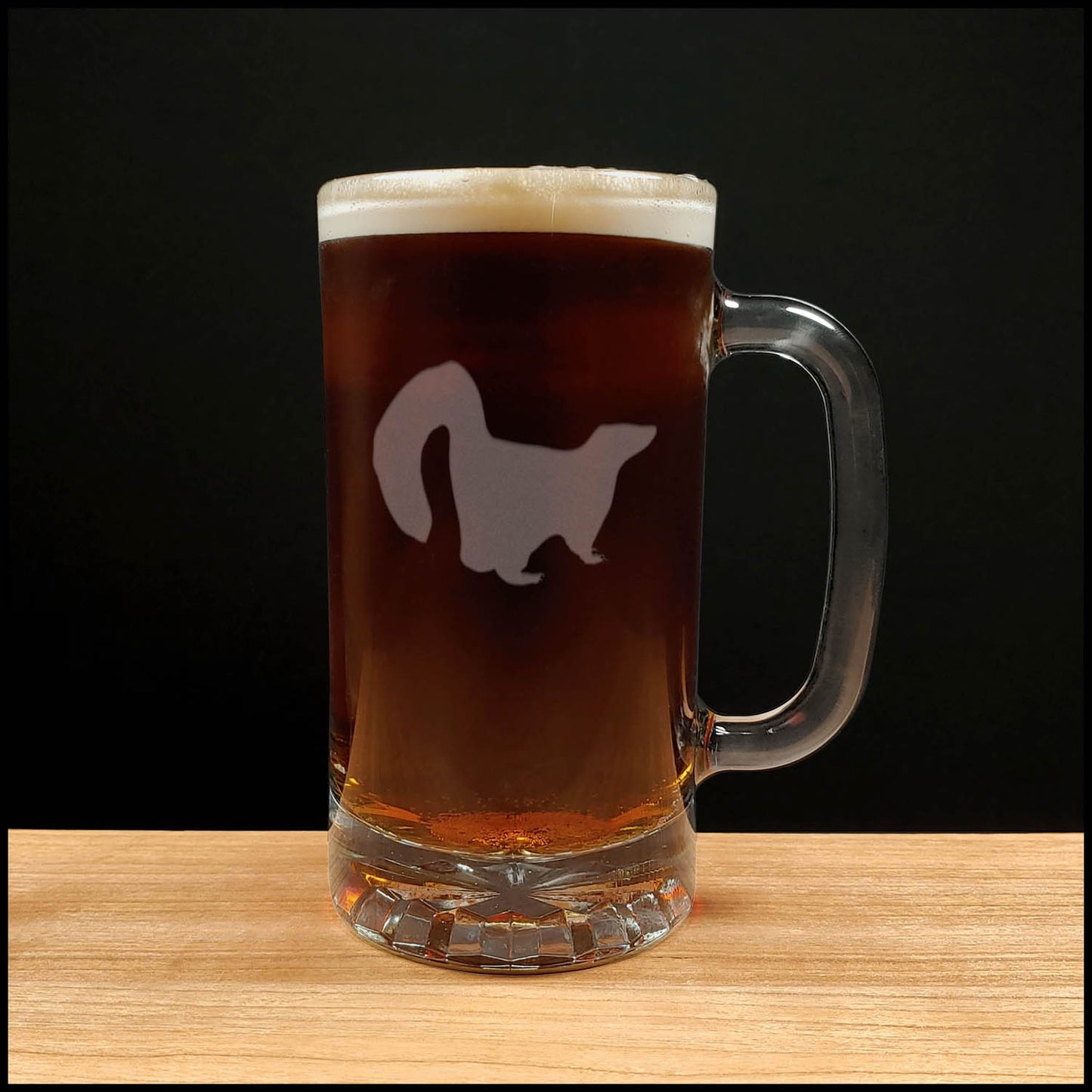Skunk 16oz Beer Mug - Design 2 - Copyright Hues in Glass