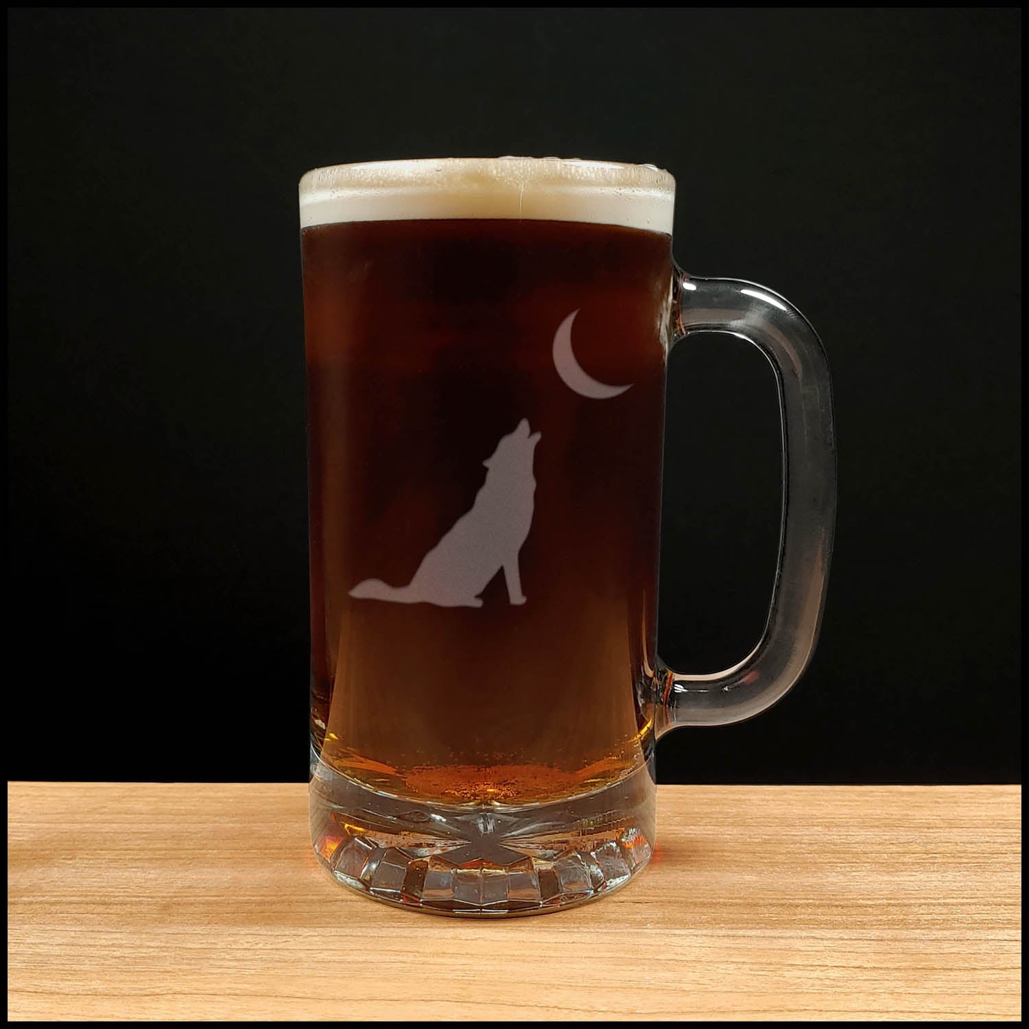 Wolf Howling at Moon 16oz Beer Mug - Design 2 - Copyright Hues in Glass