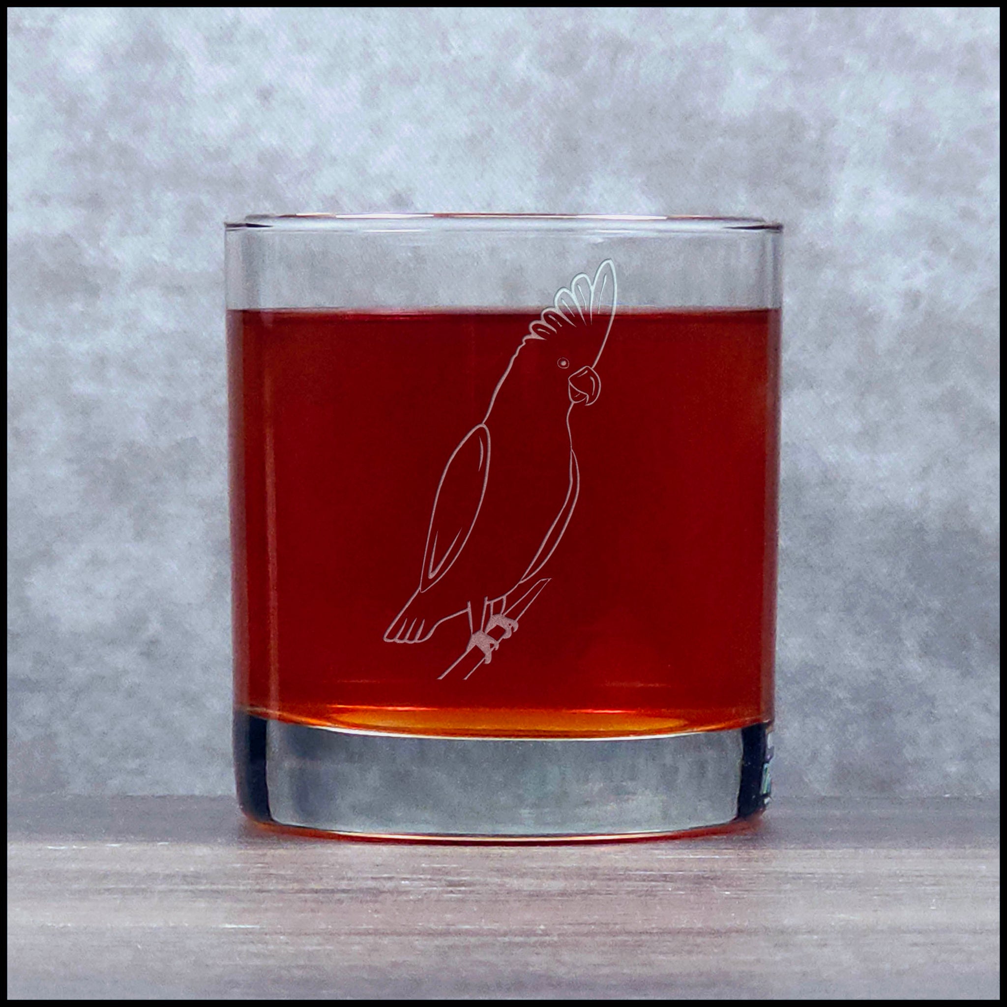 Personalized Cockatoo Whisky Glass - Copyright Hues in Glass