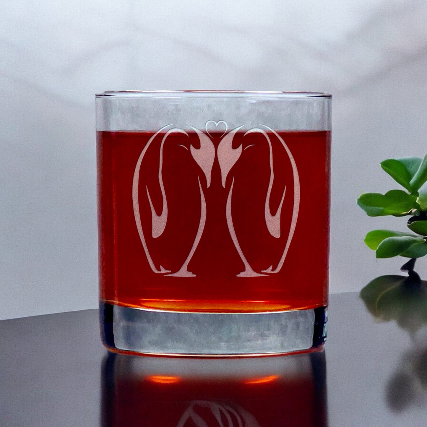 Kissing Penguins 11oz Whisky Glass