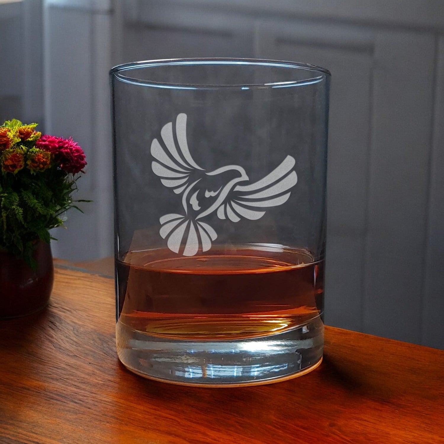 Dove 13oz Whisky Glass - design 2 - Copyright Hues in Glass