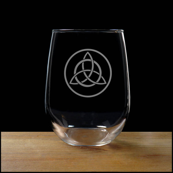 17oz Stemless Wine Glass with Celtic Knot Design - Copyright Hues in Glassin a Circle