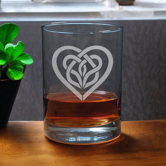 Celtic Heart 13 oz Whisky Glass - Copyright Hues in Glass