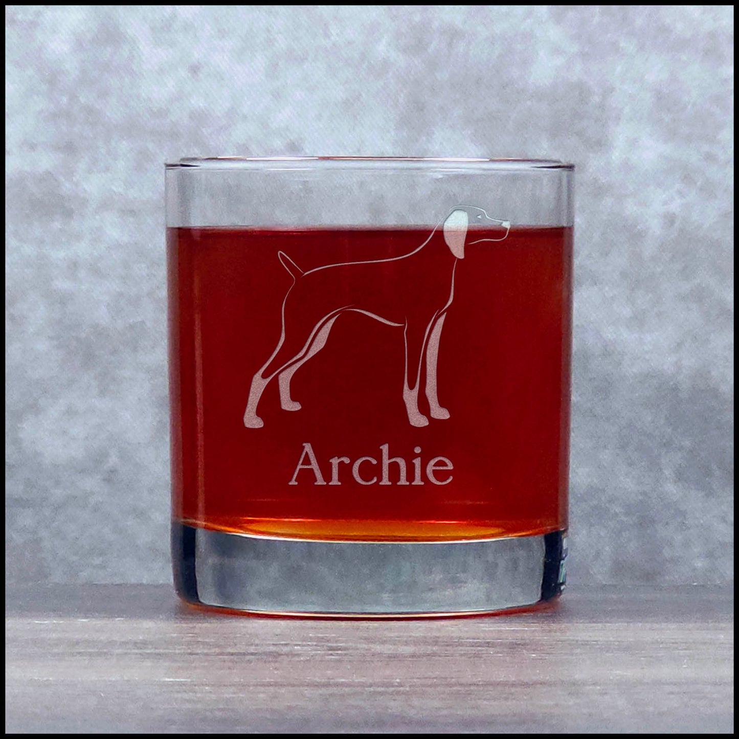 Vizsla Whiskey Glass Personalized 11oz Engraved Rocks Glass – Custom Bourbon, Scotch & Cocktail Glass