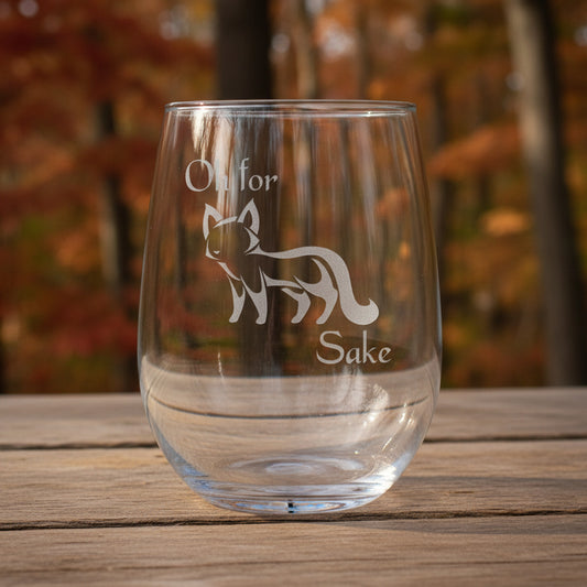 17oz Stemless Wine Glass with an etched image of an fox etched image with a background of a misty forest