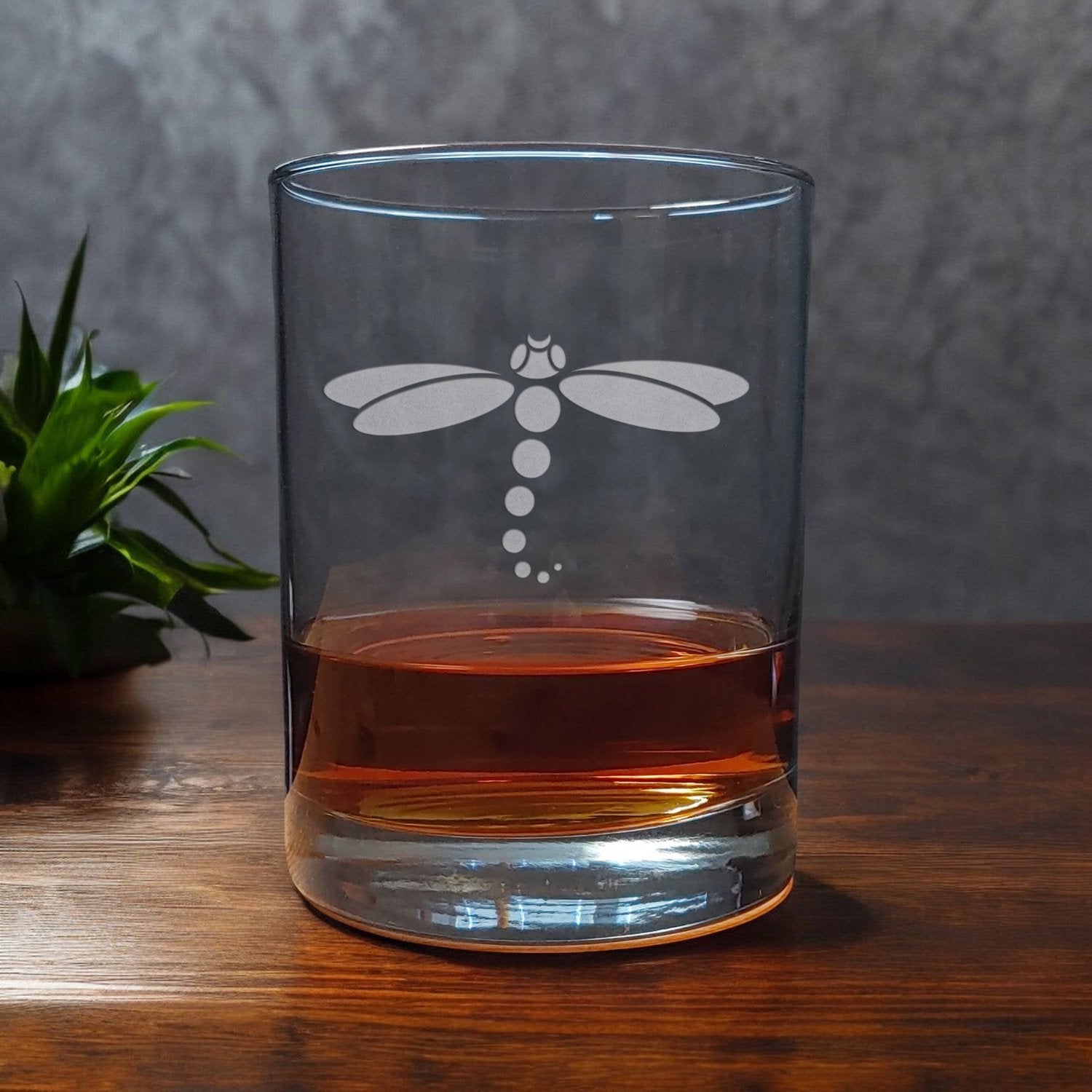 13oz Whiskey Glass with a sandblasted image of a dragonfly- copyright Hues in Glass