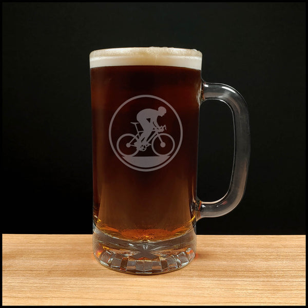 Cyclist 16oz beer mug with an image of a cyclist  - Copyright Hues in Glass