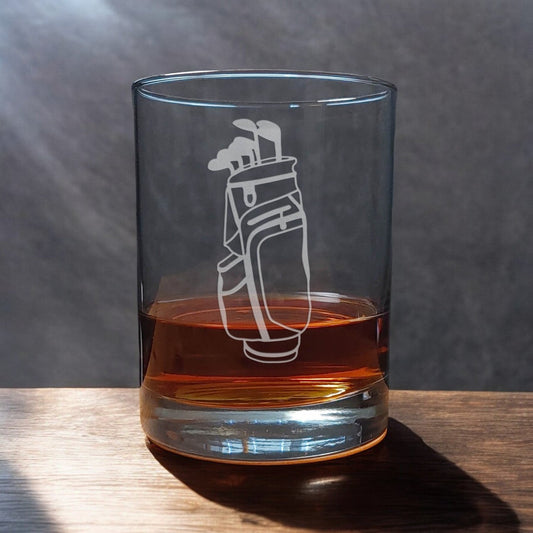 A 13 oz Whisky Glass with an etched golf bag - Copyright Hues in Glass