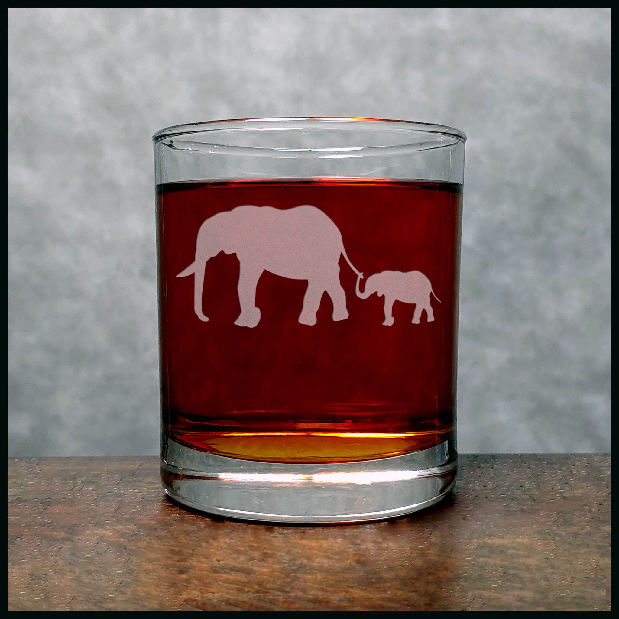 Elephant and Baby Whisky Glass - Copyright Hues in Glass