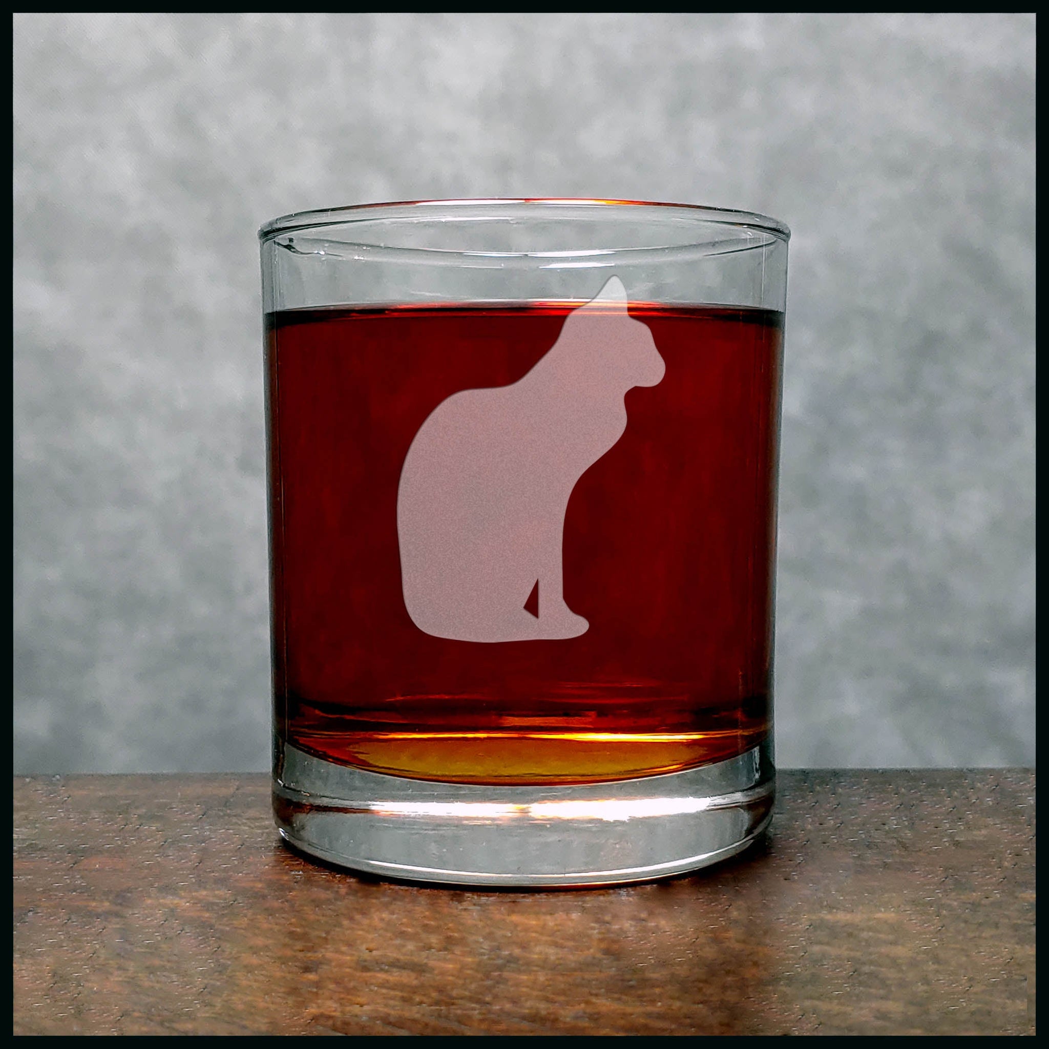 Sitting Cat Personalized Whisky Glass - Copyright Hues in Glass