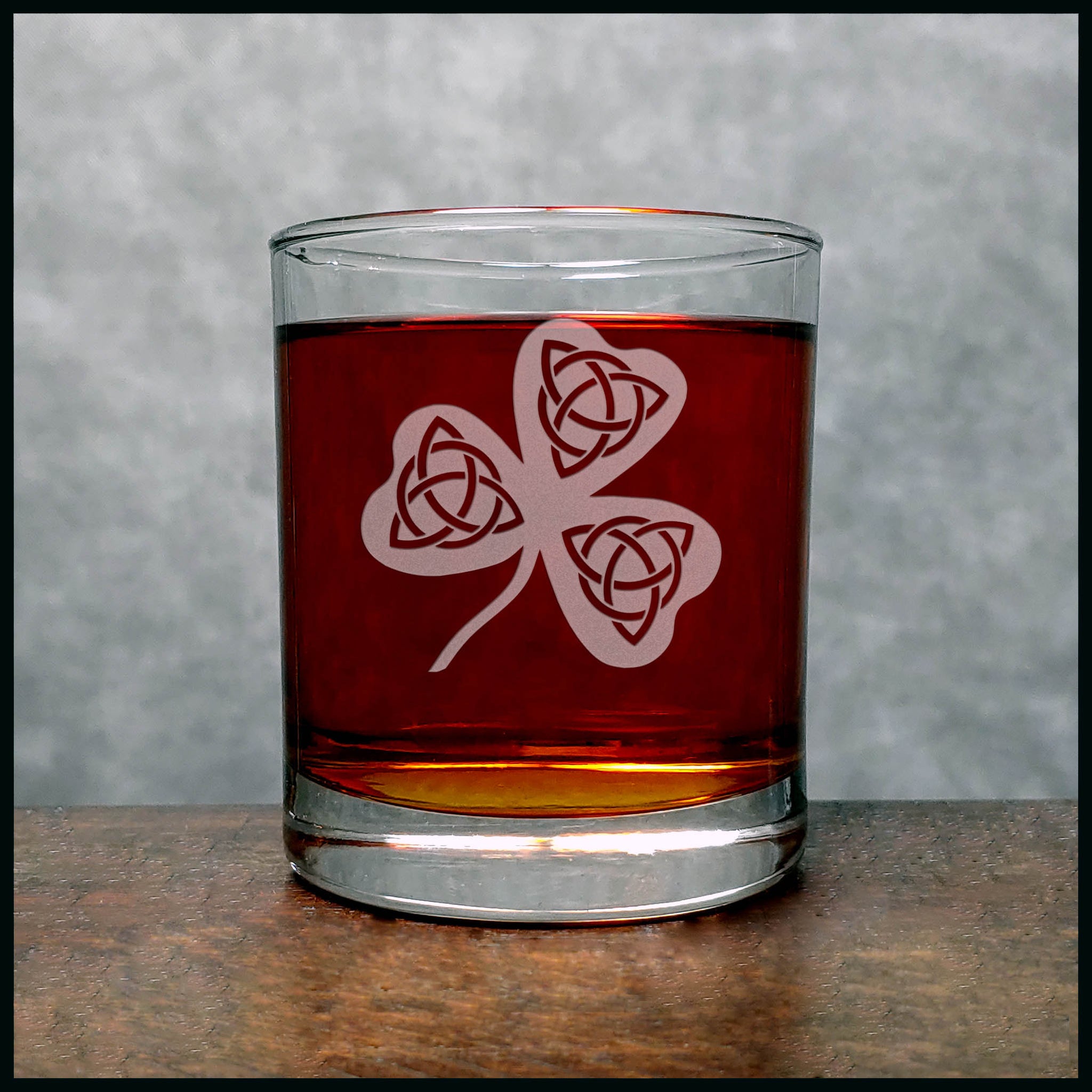 Celtic Shamrock Whisky Glass - Copyright Hues in Glass