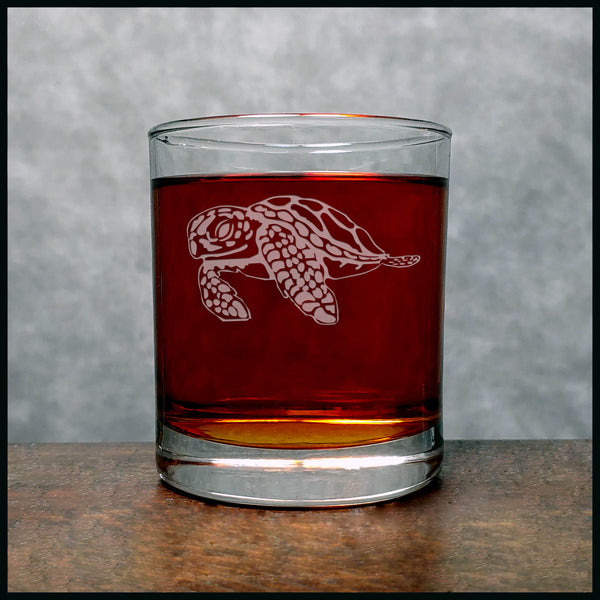 Sea Turtle Whisky Glass - Copyright Hues in Glass