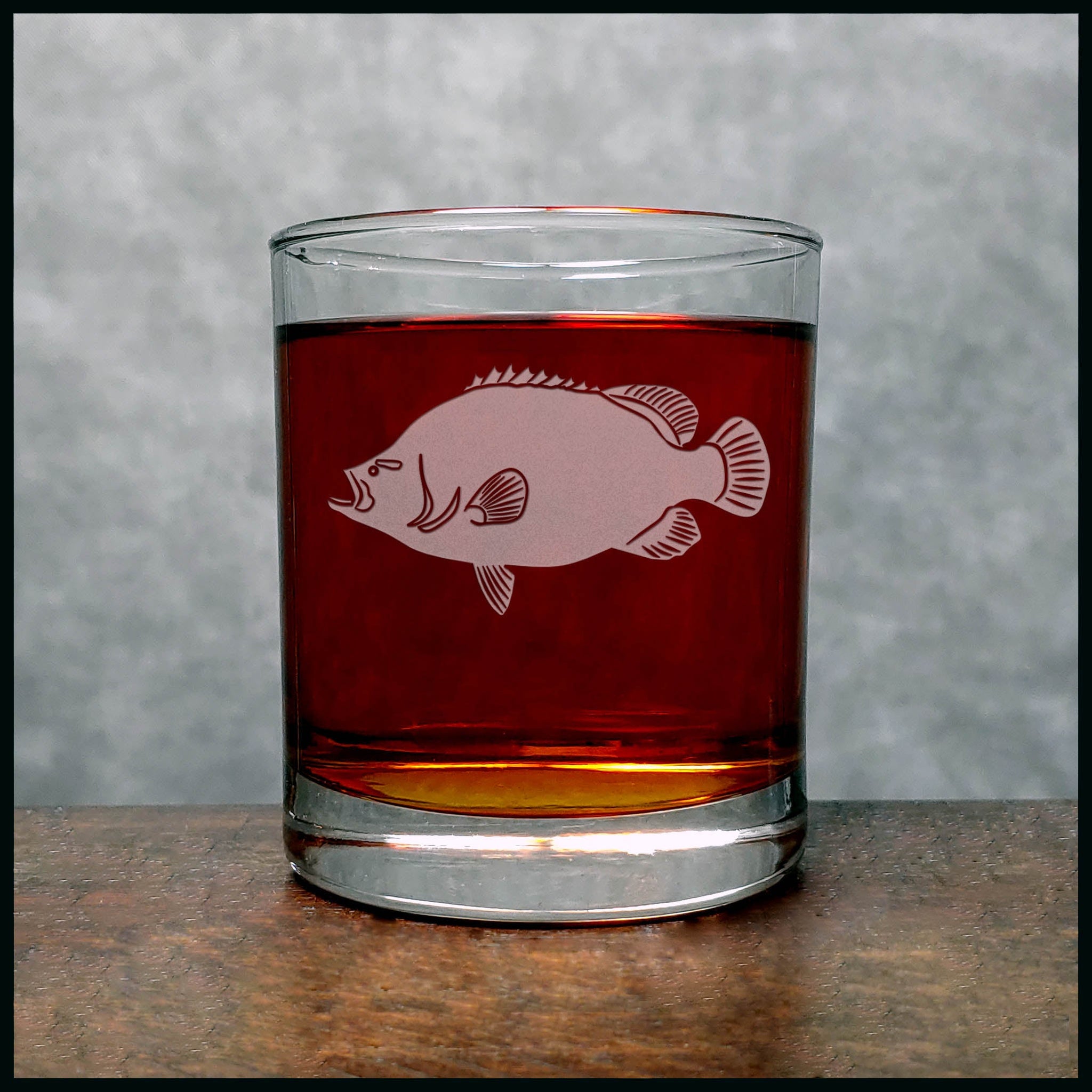 Triple Tail Fish Whisky Glass - Copyright Hues in Glass