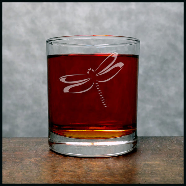Dragonfly Whisky Glass - Design 4 - Copyright Hues in Glass